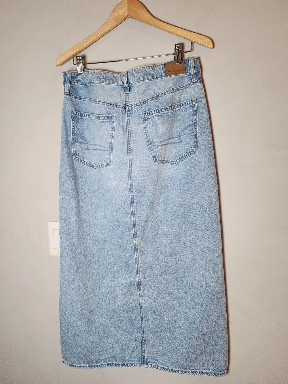NWT American Eagle Drape Denim Midi Maxi Skirt Front Slit Size 6 (Runs Big?)